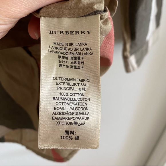 🍂fall drop🍂 Burberry classic Nova check plaid shirt - Picture 9 of 13